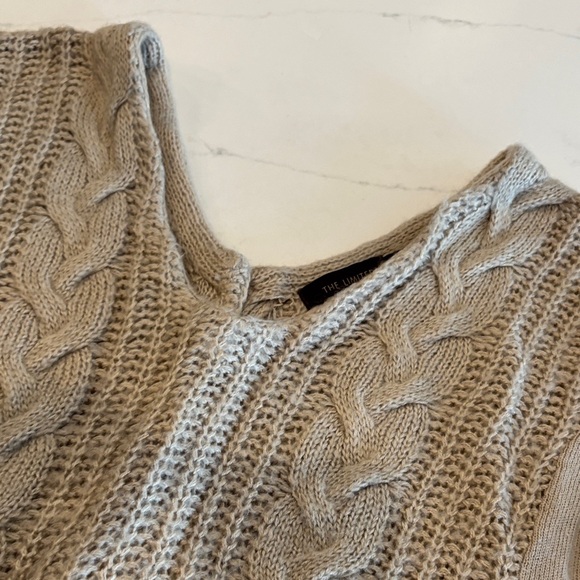 The Limited Beige Cable Knit V-Neck Sweater - Picture 5 of 7